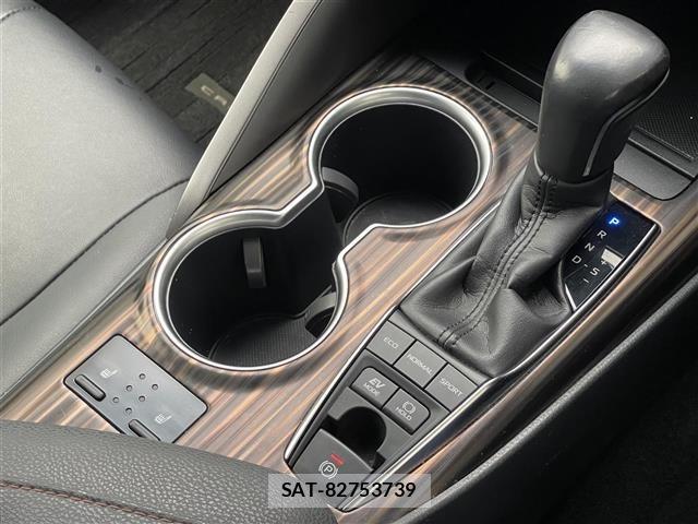Toyota CAMRY 2017 8708956-11
