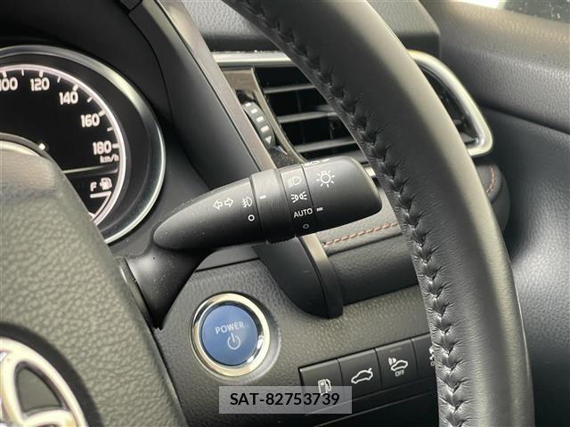 Toyota CAMRY 2017 8708956-18
