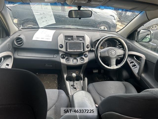 Toyota RAV4 2006 8709553-4