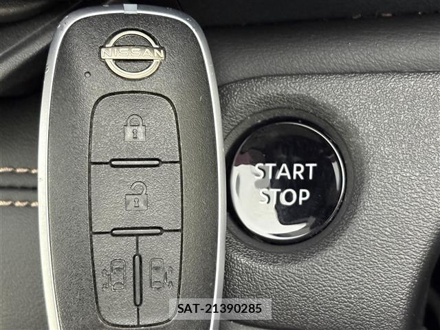 Nissan SERENA 2023 8672372-1