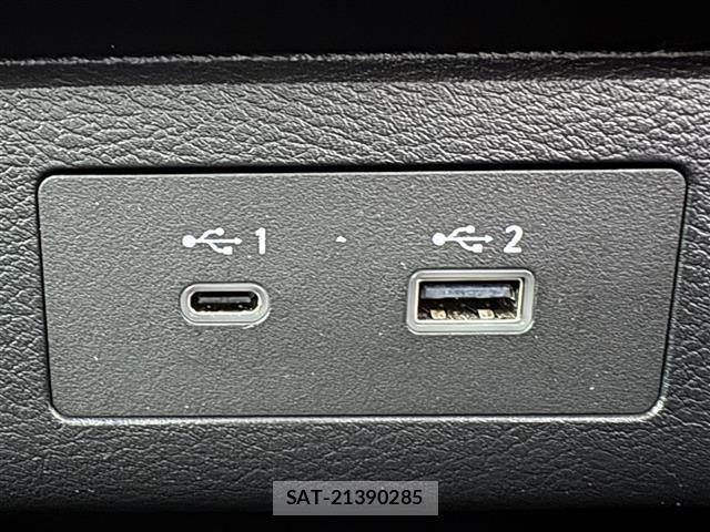 Nissan SERENA 2023 8672372-4