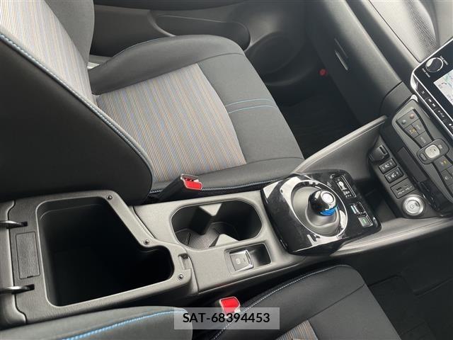 Nissan LEAF 2024 8929052-9