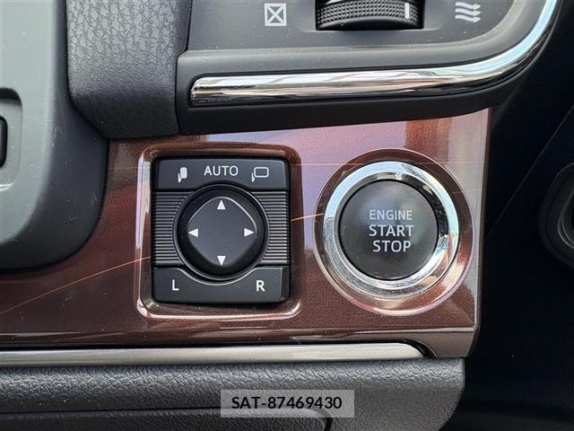 Toyota CROWN 2015 8734459-31