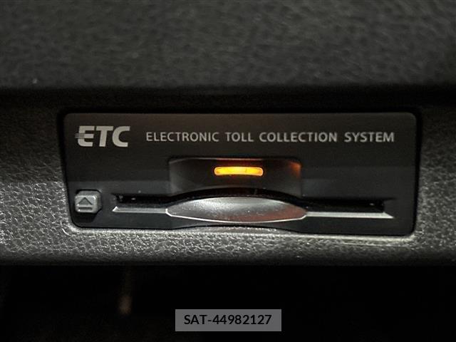 Nissan LEAF 2018 8929075-12