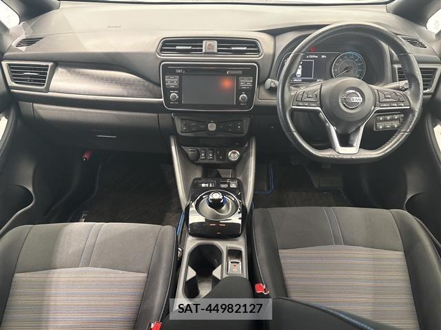 Nissan LEAF 2018 8929075-14