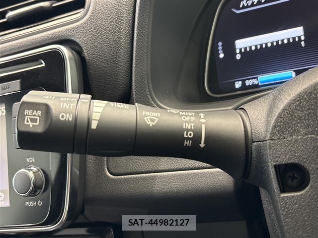 Nissan LEAF 2018 8929075-21