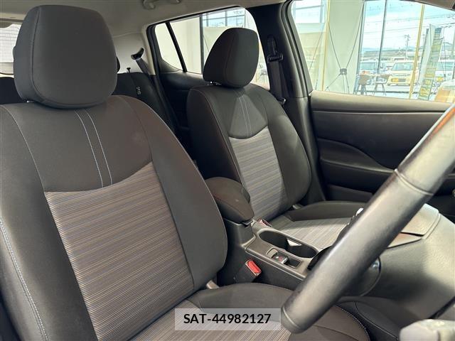 Nissan LEAF 2018 8929075-4