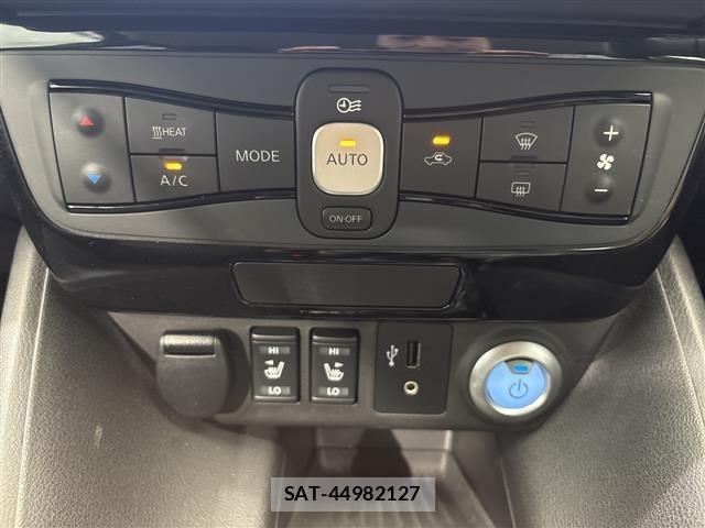 Nissan LEAF 2018 8929075-8