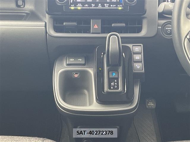 Toyota SIENTA 2024 8671996-2
