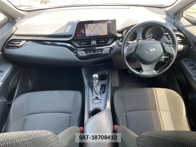 Toyota C-HR 2019 8724254-15