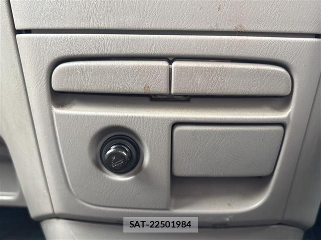 Nissan SERENA 2000 8717120-10