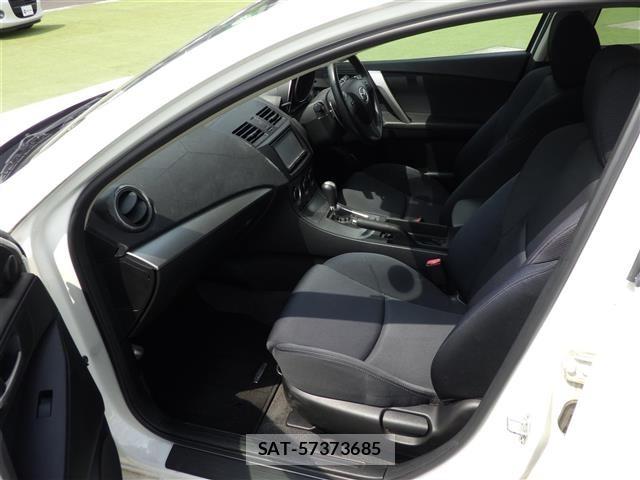 Mazda AXELA 2009 8719007-11