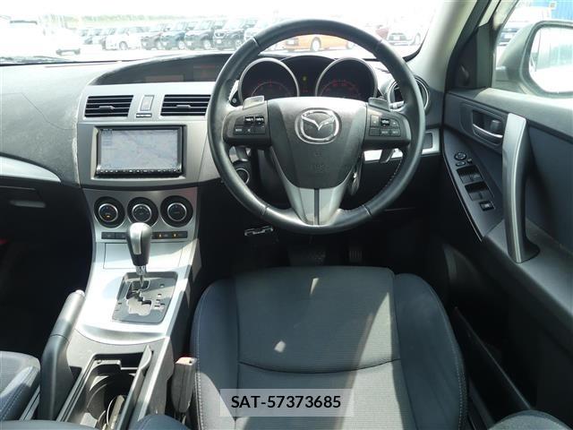 Mazda AXELA 2009 8719007-19