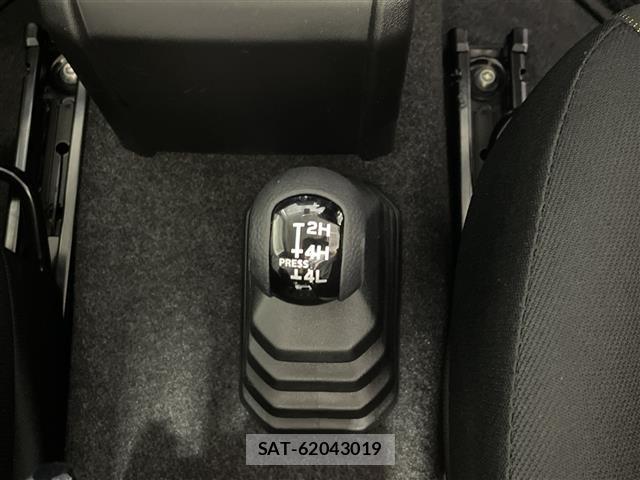 Suzuki JIMNY 2025 8933166-12