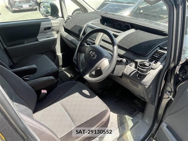 Toyota NOAH 2007 8722663-2