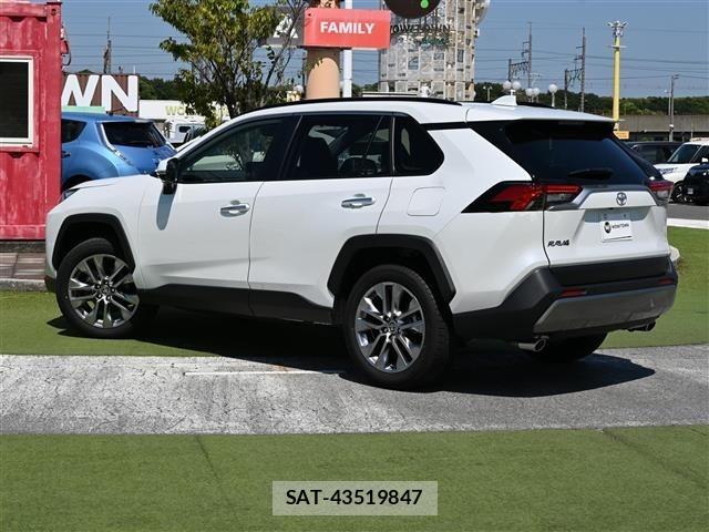 Toyota RAV4 2024 8737580-14