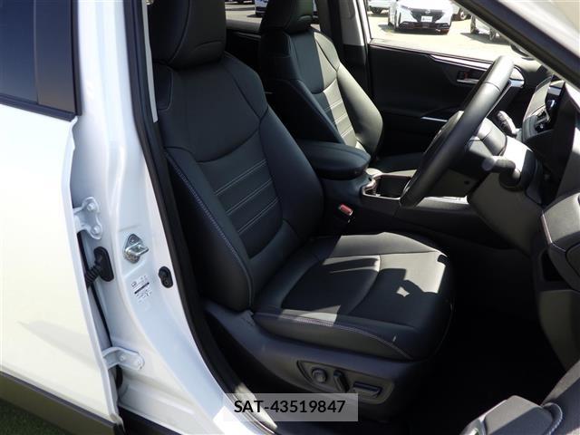 Toyota RAV4 2024 8737580-4
