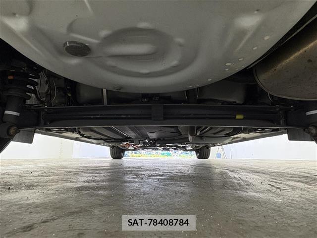 Toyota SIENTA 2019 8672000-13