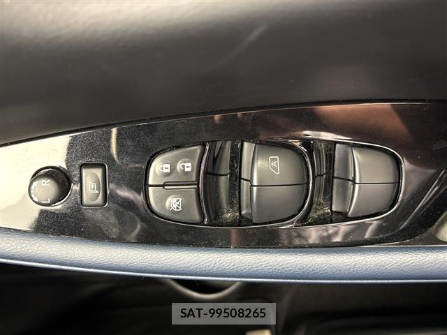 Nissan LEAF 2022 8929076-4