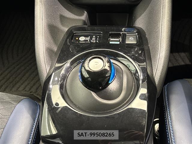 Nissan LEAF 2022 8929076-7