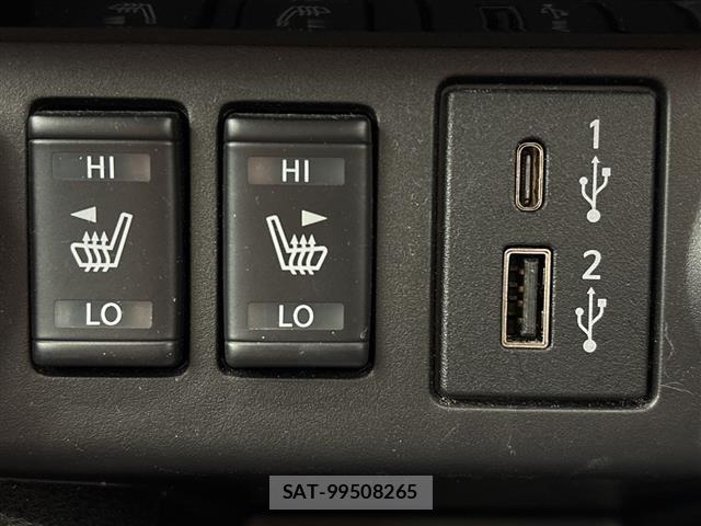 Nissan LEAF 2022 8929076-9