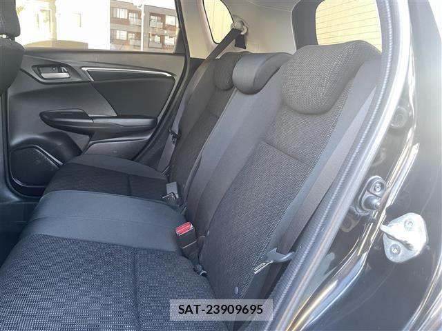Honda FIT 2014 8722631-16