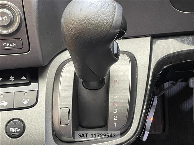 Honda STREAM 2008 8718004-7