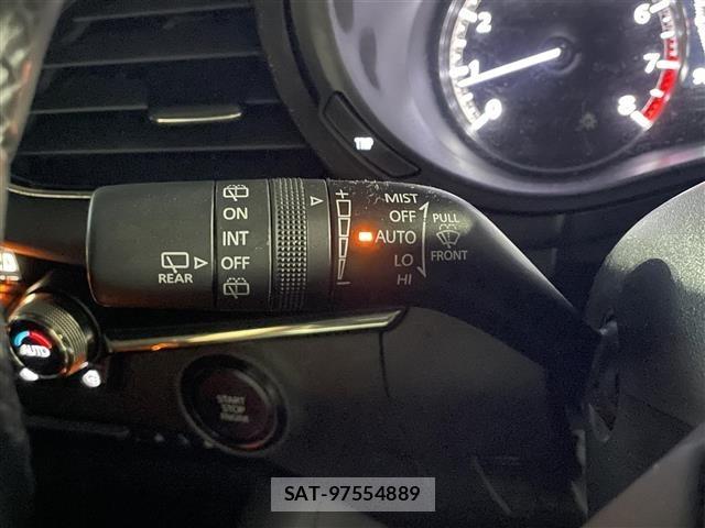 Mazda MAZDA3 2019 8732832-19