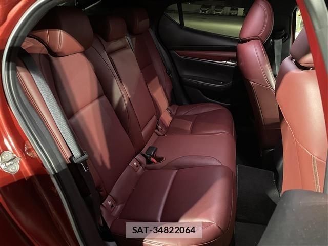 Mazda MAZDA3 2019 8732835-2