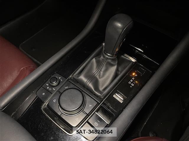 Mazda MAZDA3 2019 8732835-8