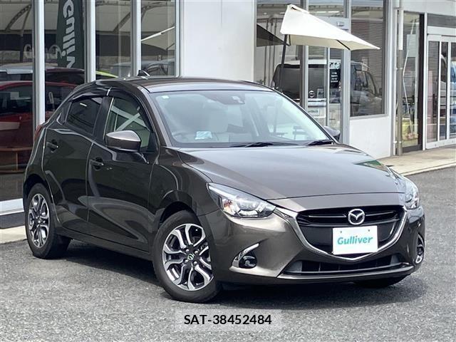 Mazda DEMIO 2017 8732081-0