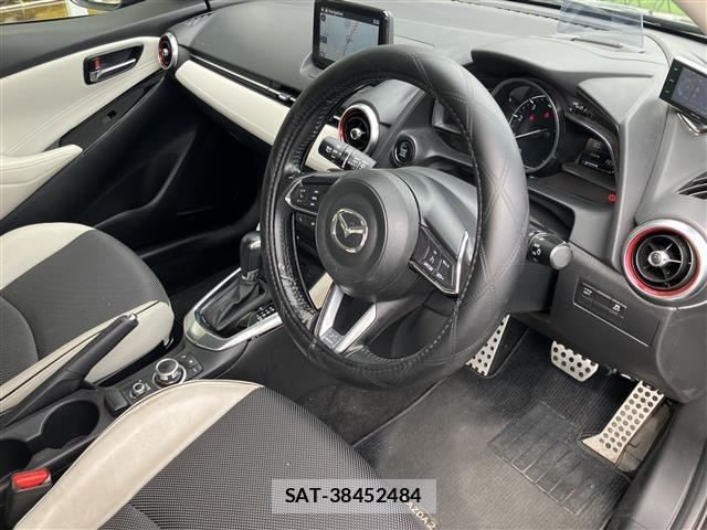 Mazda DEMIO 2017 8732081-5