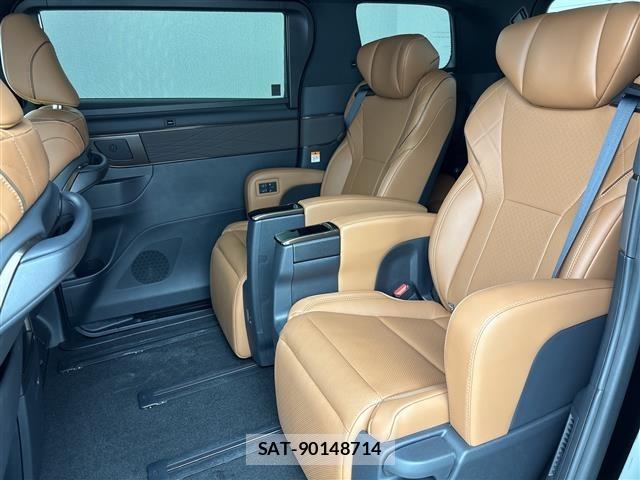 Toyota VELLFIRE 2026 8674455-2
