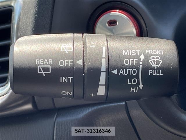Mazda AXELA 2017 8678428-6