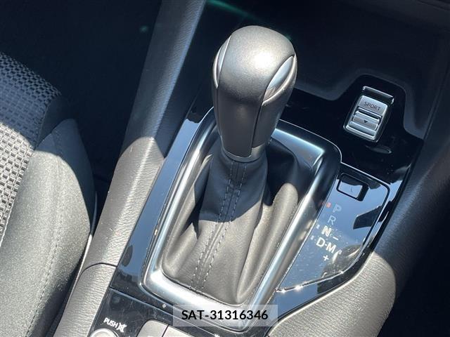 Mazda AXELA 2017 8678428-7