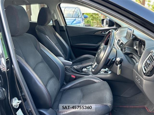 Mazda AXELA 2014 8719009-6