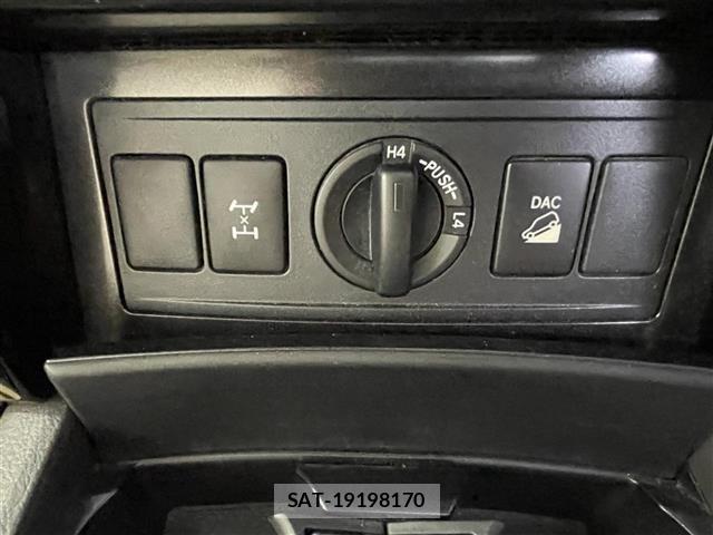 Toyota LAND CRUISER PRADO 2015 8737268-11