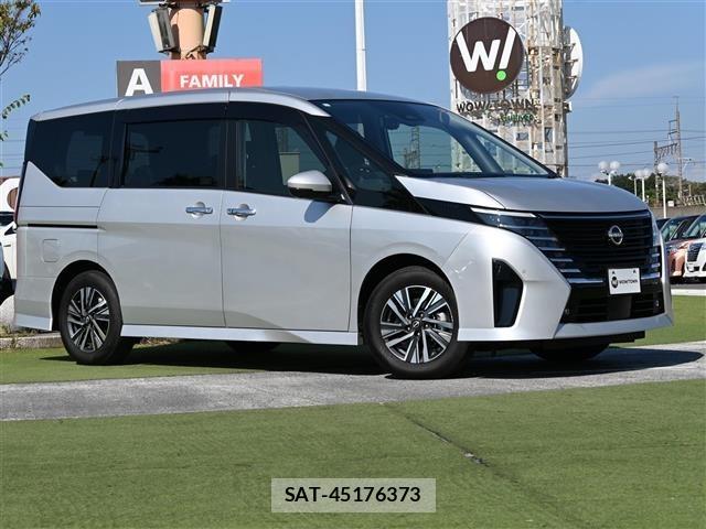 Nissan SERENA 2023 8672390-0