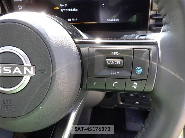 Nissan SERENA 2023 8672390-1