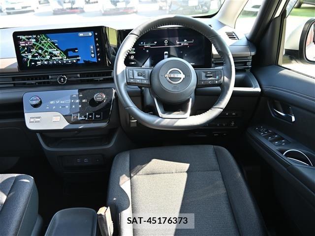 Nissan SERENA 2023 8672390-20