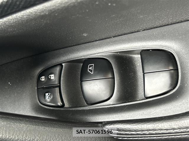 Nissan X-TRAIL 2014 8762816-12
