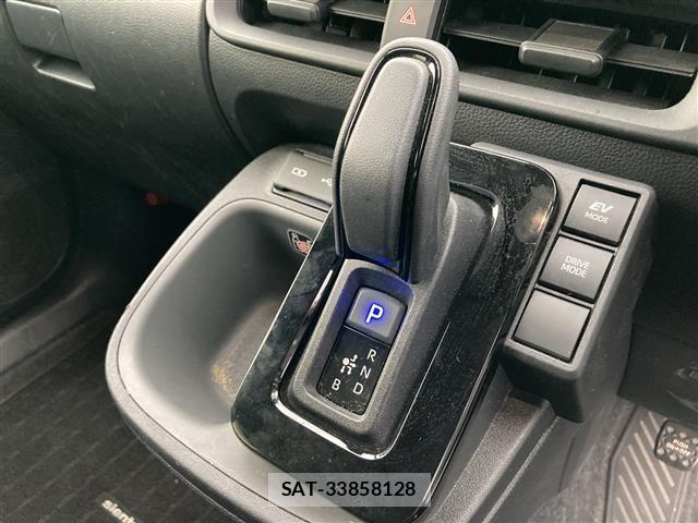 Toyota SIENTA 2024 8672004-7