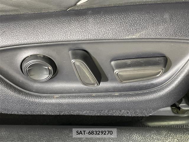 Toyota CROWN 2019 8734462-4
