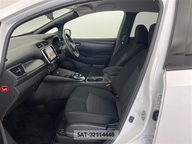 Nissan LEAF 2024 8929086-7