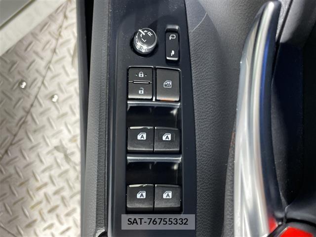 Toyota CAMRY 2018 8725102-1