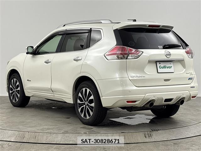 Nissan X-TRAIL 2017 8930108-13