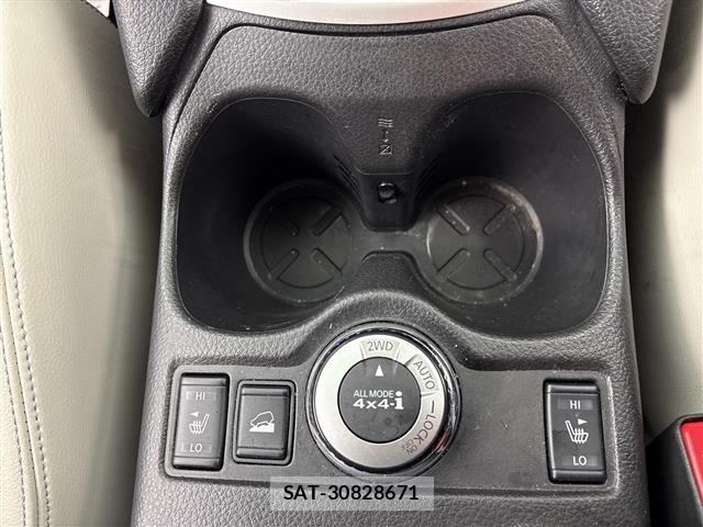 Nissan X-TRAIL 2017 8930108-2