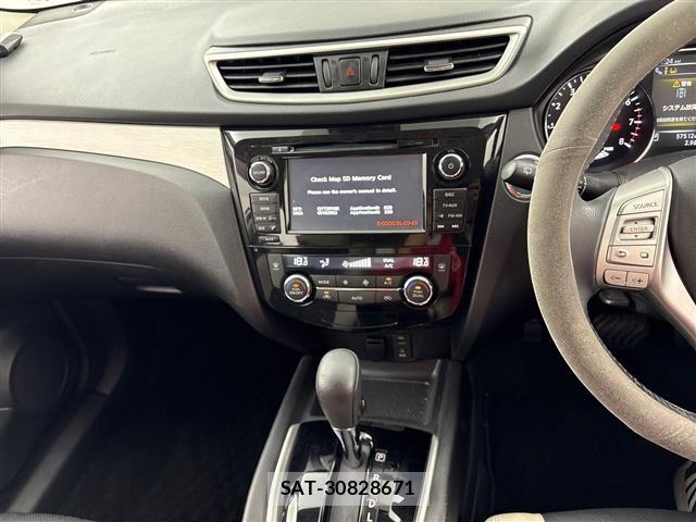Nissan X-TRAIL 2017 8930108-3