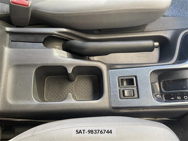 Nissan TERRANO 1999 8864048-3