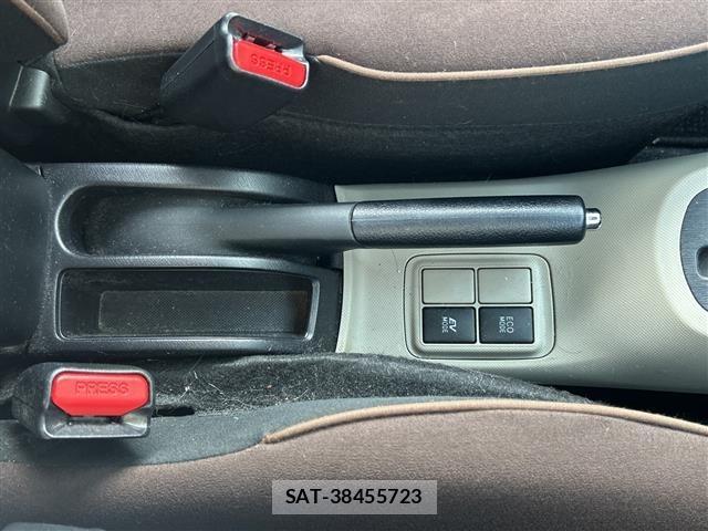 Toyota AQUA 2012 8722570-21